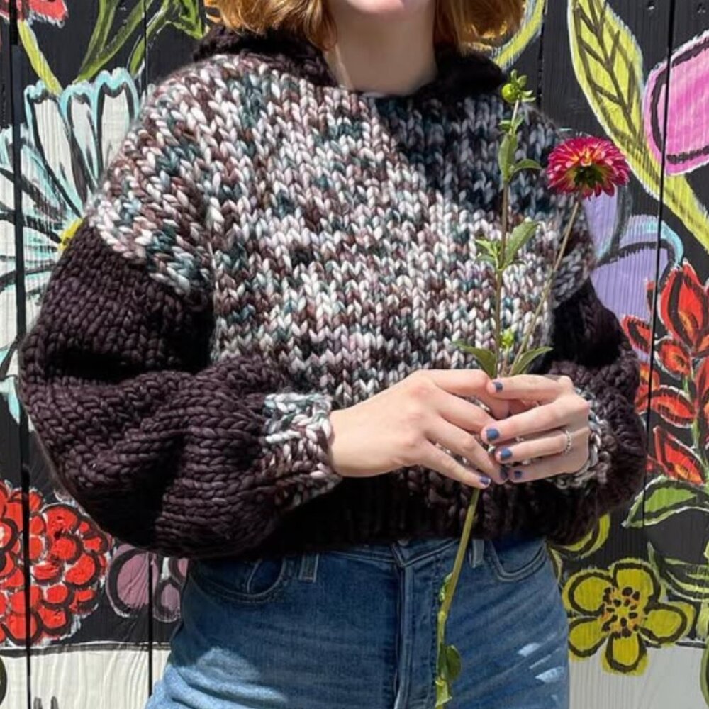 Hand knit 100% wool cropped sweater-Size M
